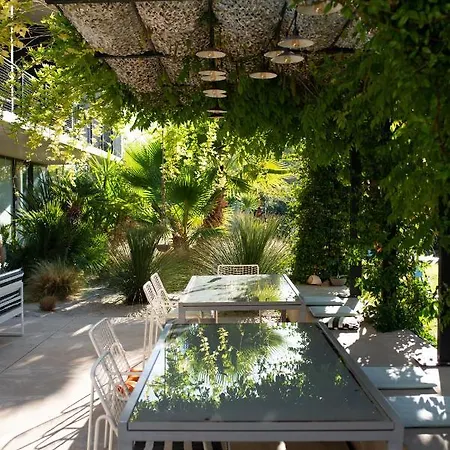 Maison Jalon Bed and Breakfast 3*